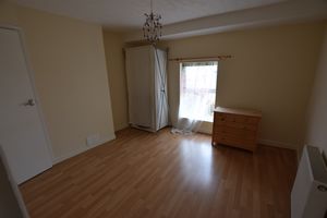 Bedroom- click for photo gallery